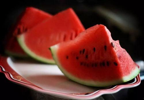 冰娇吃瓜,揭秘娱乐圈那些不为人知的幕后故事