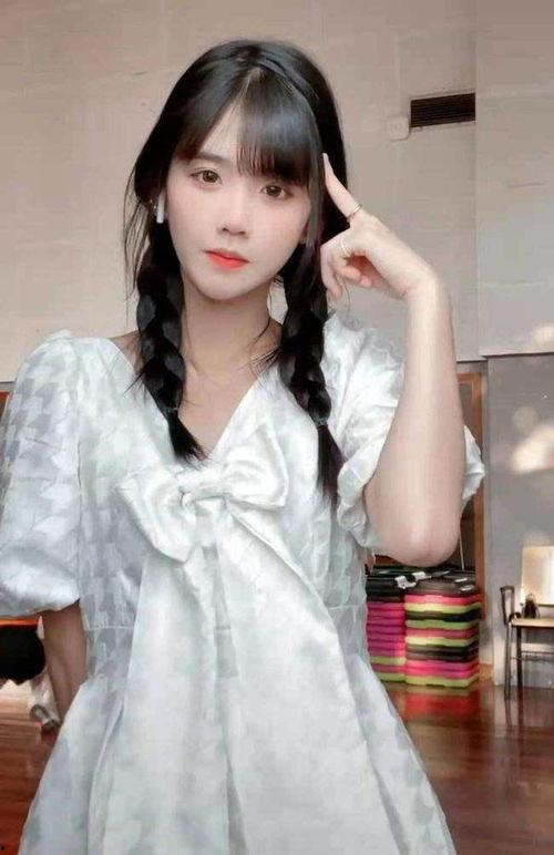 川里予井吃瓜,揭秘吃瓜背后的娱乐江湖