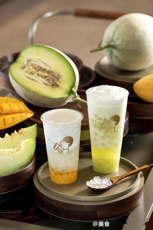 烫头吃瓜茶,揭秘当代年轻人的生活态度与社交新风尚